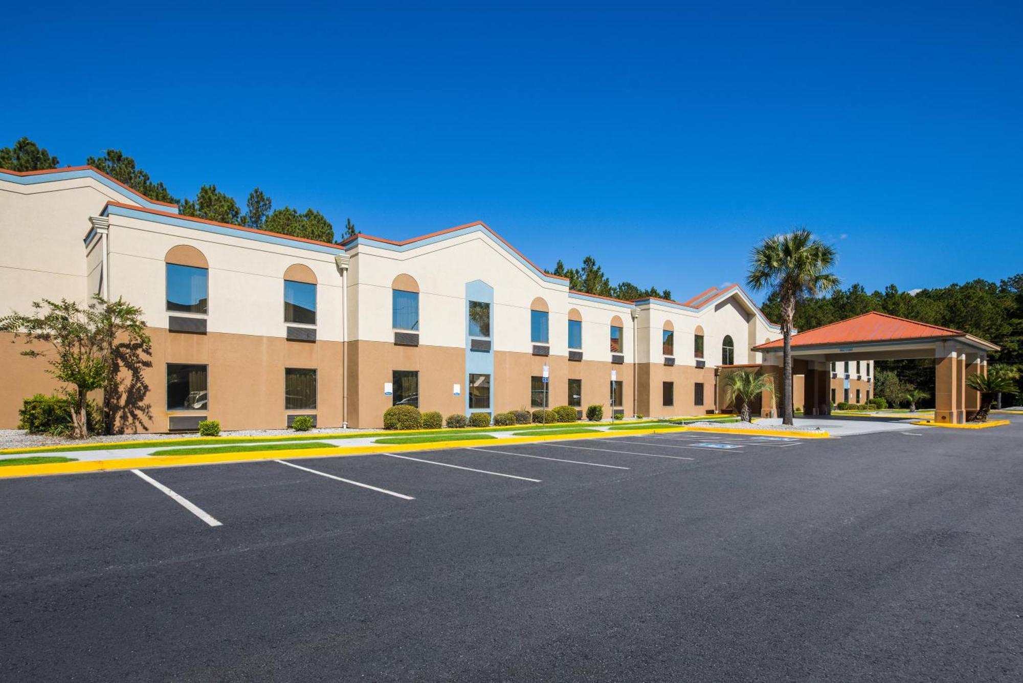 Clarion Pointe Hinesville Near Fort Stewart Extérieur photo